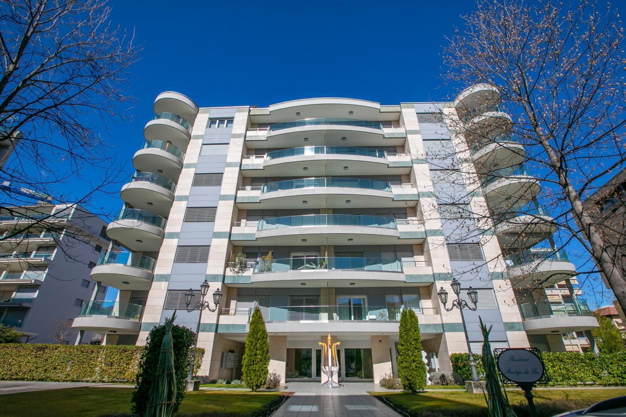 Prestige Du Lac 27 - Happy Rentals Lugano Exterior photo